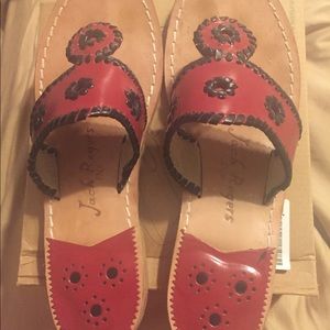 Jack Rogers Collegiate Flats